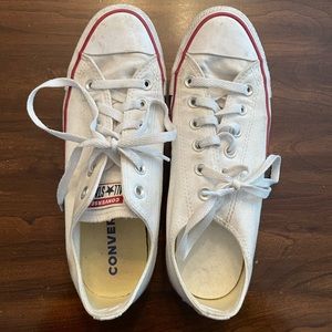White Chuck Taylor Converse All Stars - Size 9 Womens